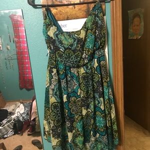 Green strapless dress